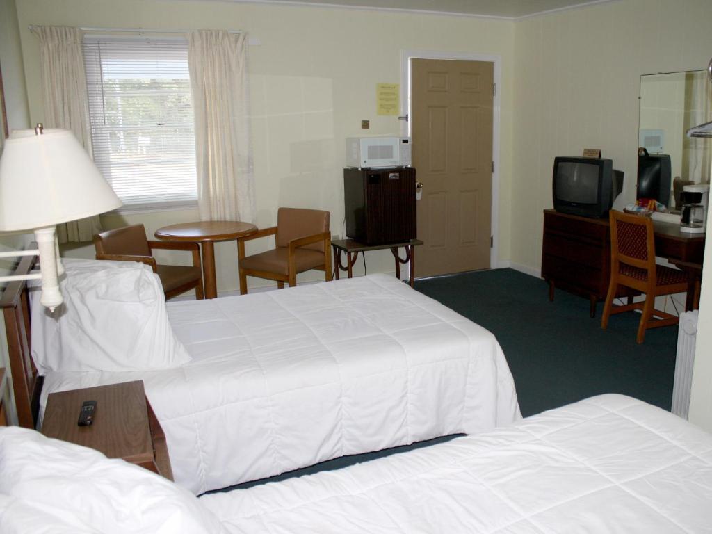 Falcon Motel Бакстон Номер фото